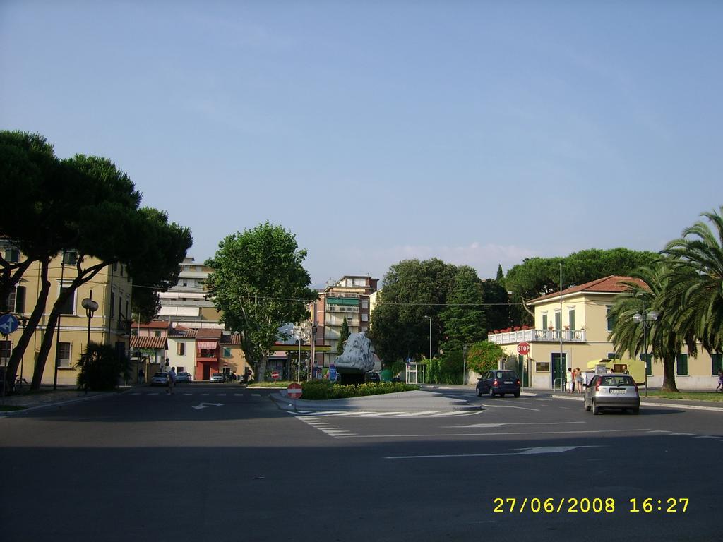 Appartamento Marina Marina Di Carrara Εξωτερικό φωτογραφία