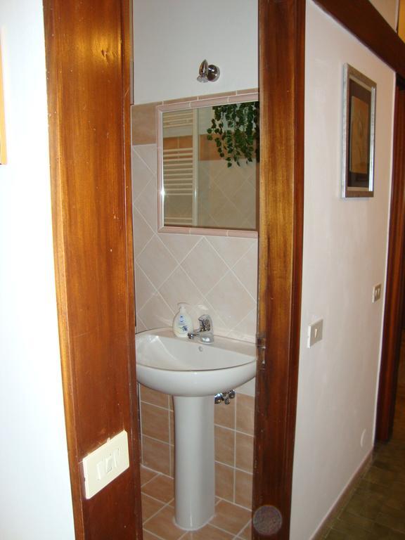 Appartamento Marina Marina Di Carrara Δωμάτιο φωτογραφία